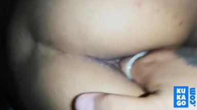 Tribbing, ragazze anali e tatuate da vicino